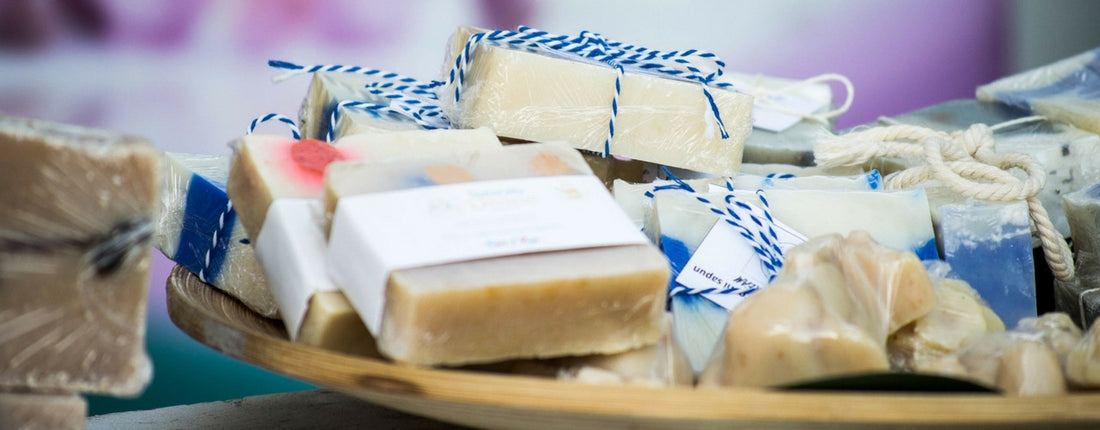 La hermosa tarea de aprender y enseñar a confeccionar Jabones